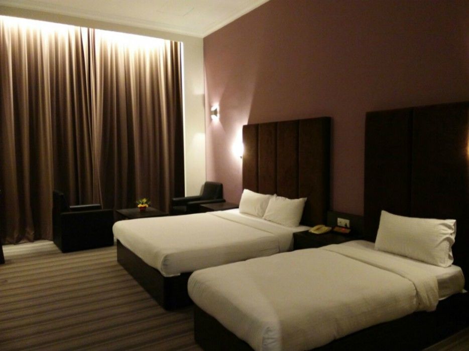 New York Hotel Johor Bahru Extérieur photo